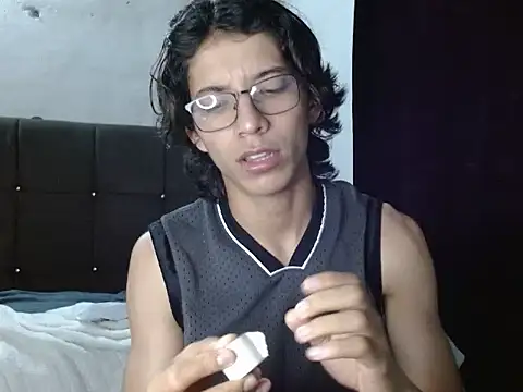 Snapshot of VazacGaming chatting on 22, 4, 2026 VazacGaming online show from 22, 4, 2026