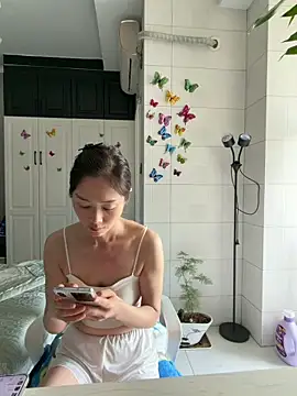 Snapshot of yuanpu0925 chatting on 30, 4, 2026 yuanpu0925 online show from 30, 4, 2026