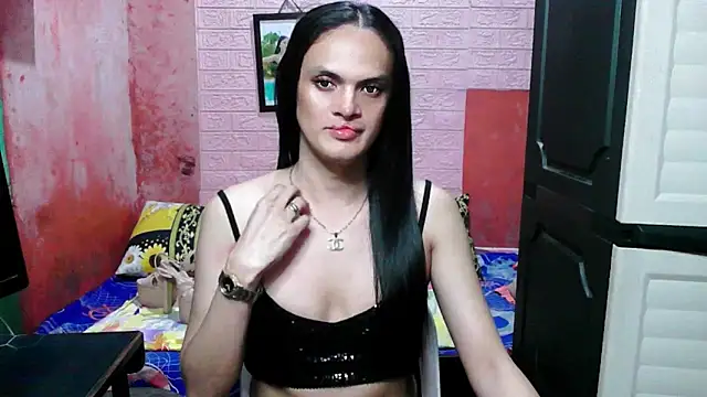 Snapshot of Bella_CiaoX chatting on 6, 4, 2026 Bella CiaoX online show from 6, 4, 2026
