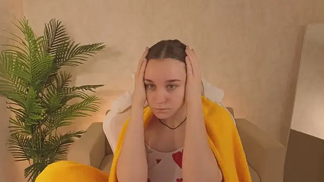 SweetieBlush online show from 9, 4, 2026