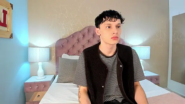 Snapshot of LephyStar chatting on 19, 5, 2026 LephyStar online show from 19, 5, 2026