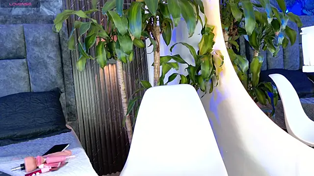 Snapshot of Amaia_aa_ chatting on 18, 4, 2026 Amaia aa online show from 18, 4, 2026