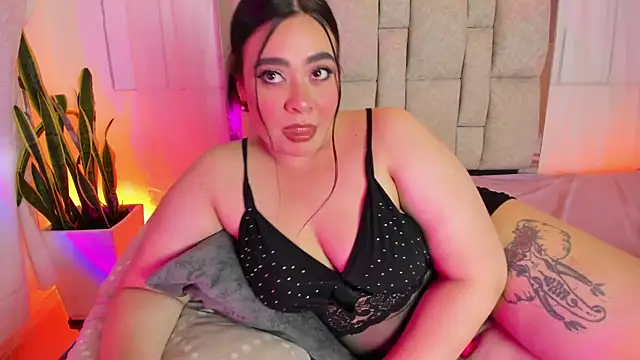 Snapshot of CatalinaReyexxx chatting on 22, 4, 2026 CatalinaReyexxx online show from 22, 4, 2026