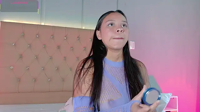 CandyRose   online show from 11, 4, 2026