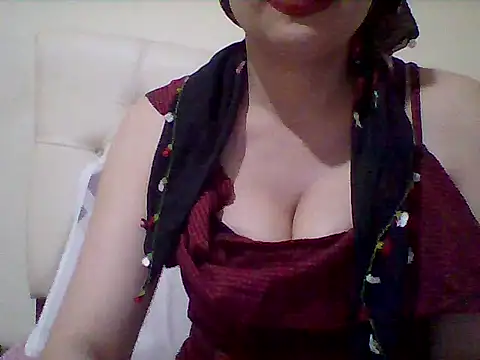 Snapshot of busex25 chatting on 9, 4, 2026 busex25 online show from 9, 4, 2026