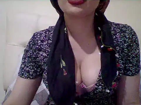 Snapshot of busex25 chatting on 22, 4, 2026 busex25 online show from 22, 4, 2026