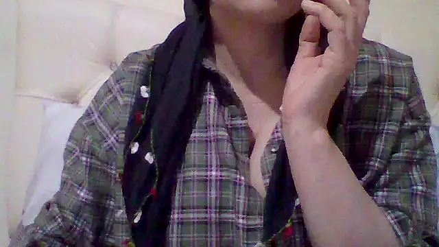 Snapshot of busex25 chatting on 23, 4, 2026 busex25 online show from 23, 4, 2026