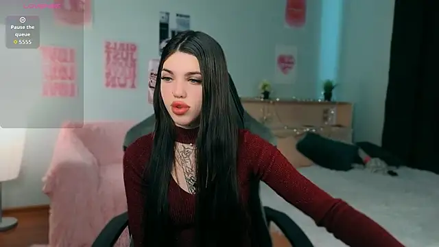 molly rettyy online show from 26, 6, 2026