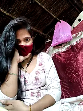 Snapshot of Pihu- chatting on 4, 5, 2026 Pihu- online show from 4, 5, 2026