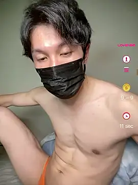 Snapshot of -YumaUemura- chatting on 6, 6, 2026 -YumaUemura- online show from 6, 6, 2026