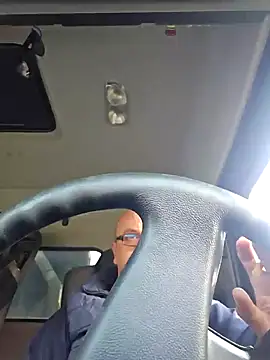 Snapshot of Cristo1982 chatting on 2, 4, 2026 Cristo1982 online show from 2, 4, 2026