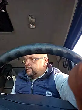 Snapshot of Cristo1982 chatting on 7, 4, 2026 Cristo1982 online show from 7, 4, 2026