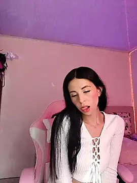 Snapshot of its_Lia_1 chatting on 8, 7, 2026 its Lia 1 online show from 8, 7, 2026