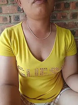 Snapshot of cat-kat chatting on 15, 7, 2026 cat-kat online show from 15, 7, 2026