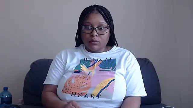 xxZoeyx online show from 1, 12, 2025