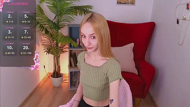 Snapshot of Melrose_ chatting on 19, 5, 2026 Melrose online show from 19, 5, 2026