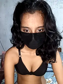 Snapshot of manu_babe chatting on 27, 4, 2026 manu babe online show from 27, 4, 2026