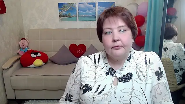 Snapshot of QUEEN02030 chatting on 1, 4, 2026 QUEEN02030 online show from 1, 4, 2026