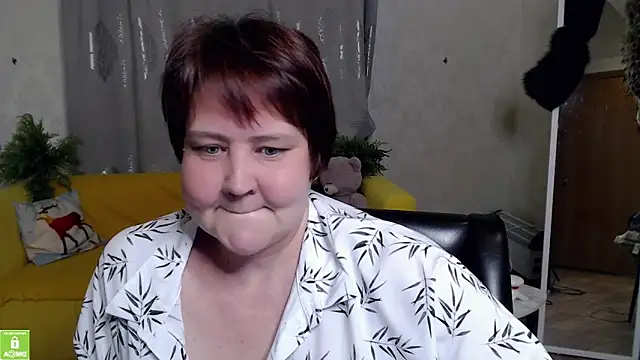 QUEEN02030 online show from 22, 4, 2026