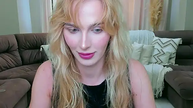 blonde  flirt online show from 15, 4, 2026