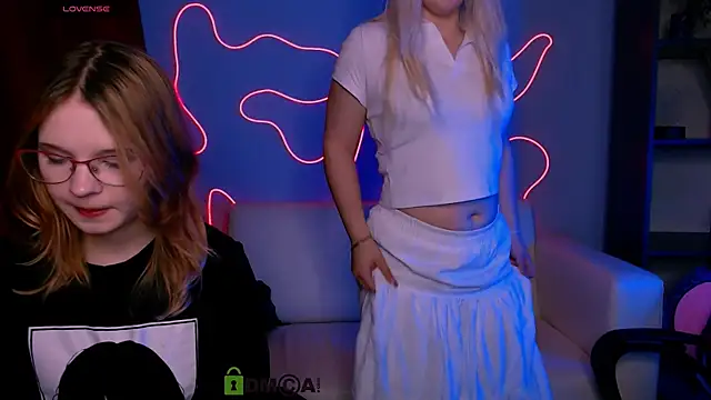 callmevivien online show from 18, 4, 2026