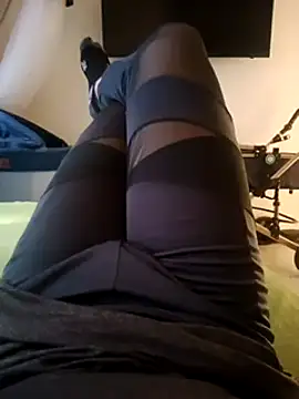 Snapshot of Xtina_rose chatting on 3, 4, 2026 Xtina rose online show from 3, 4, 2026