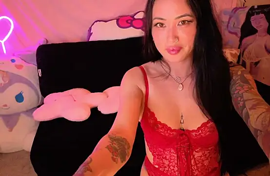 iamivyluv online show from 10, 4, 2026