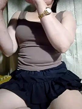 Snapshot of Mi-Naney chatting on 18, 4, 2026 Mi-Naney online show from 18, 4, 2026