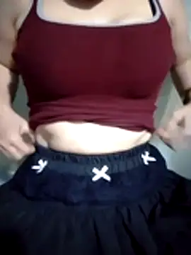 Snapshot of Mi-Naney chatting on 12, 5, 2026 Mi-Naney online show from 12, 5, 2026