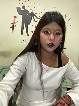 Snapshot of Cutiepie- chatting on 3, 5, 2026 Cutiepie- online show from 3, 5, 2026