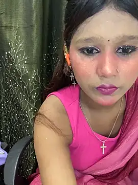 Snapshot of Cutiepie- chatting on 7, 5, 2026 Cutiepie- online show from 7, 5, 2026