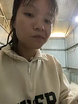 Elisa-a online show from 6, 4, 2026