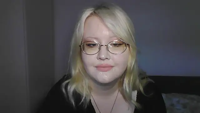 Elayne Sweet online show from 28, 4, 2026