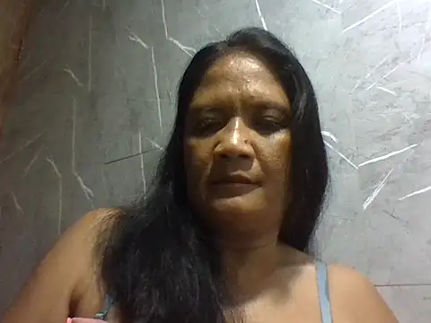 Snapshot of PinayZaira chatting on 8, 6, 2026 PinayZaira online show from 8, 6, 2026