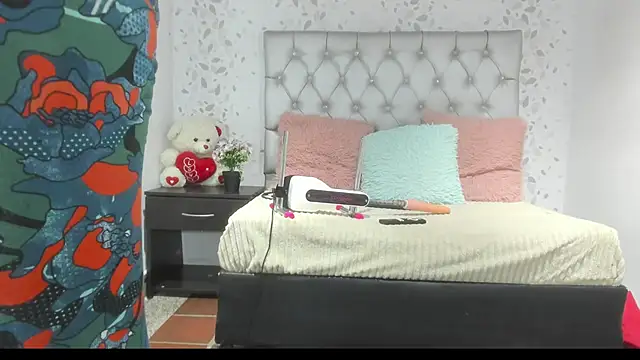 Snapshot of brenda_sofia69 chatting on 26, 5, 2026 brenda sofia69 online show from 26, 5, 2026