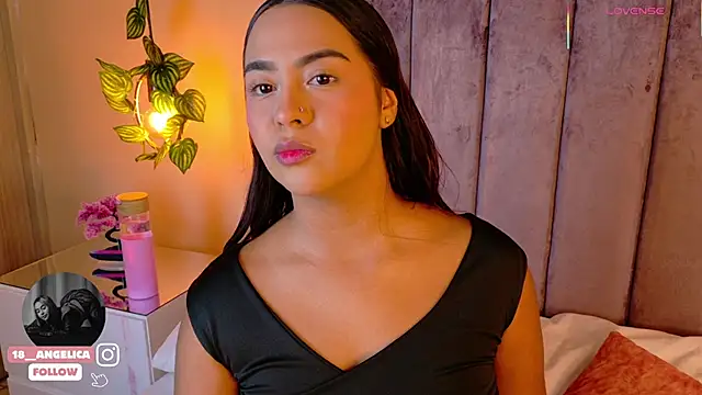 Snapshot of angelicaa_garcia chatting on 9, 4, 2026 angelicaa garcia online show from 9, 4, 2026