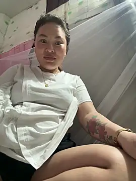Snapshot of Lina-Naughty chatting on 26, 5, 2026 Lina-Naughty online show from 26, 5, 2026