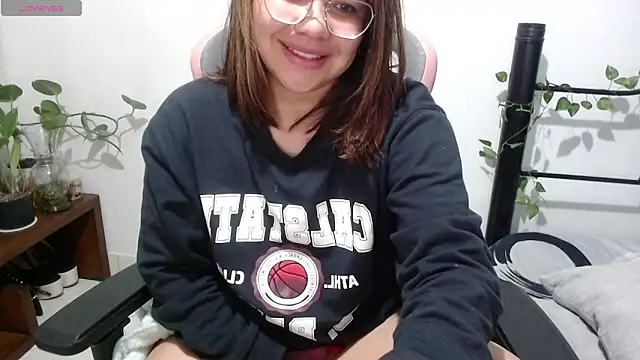 Snapshot of Elfi_333 chatting on 1, 6, 2026 Elfi 333 online show from 1, 6, 2026