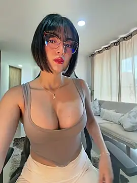 SeleneHale online show from 4, 7, 2026