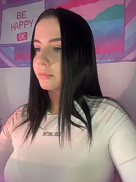 L0LA XO online show from 2, 4, 2026