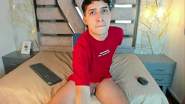 Snapshot of Alantaylorr_ chatting on 15, 5, 2026 Alantaylorr online show from 15, 5, 2026
