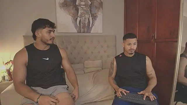 Snapshot of Maxi_and_Ares chatting on 10, 7, 2026 Maxi and Ares online show from 10, 7, 2026