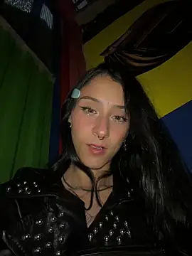 lhiamfitt10 online show from 11, 4, 2026