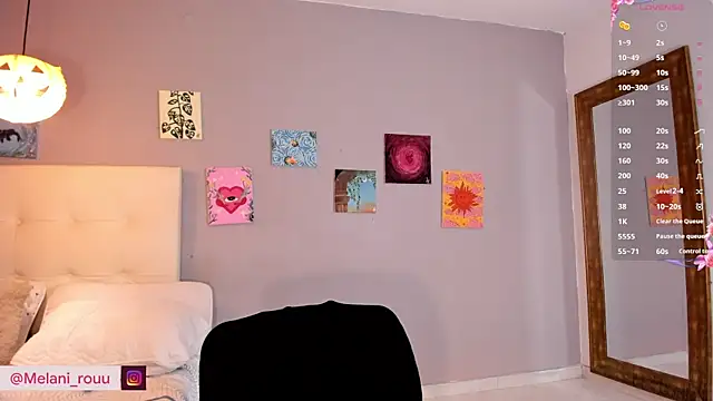 Melaniaa Roussee online show from 6, 6, 2026