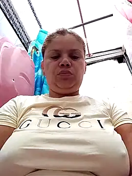 Snapshot of Zafiro_MD chatting on 22, 4, 2026 Zafiro MD online show from 22, 4, 2026