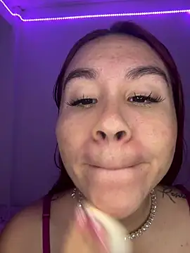 TiffanySton online show from 3, 4, 2026