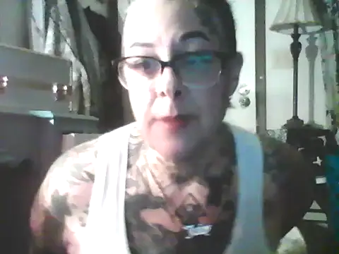 Snapshot of Kitty_bang chatting on 23, 4, 2026 Kitty bang online show from 23, 4, 2026
