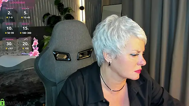 Linda Zef1r online show from 15, 5, 2026