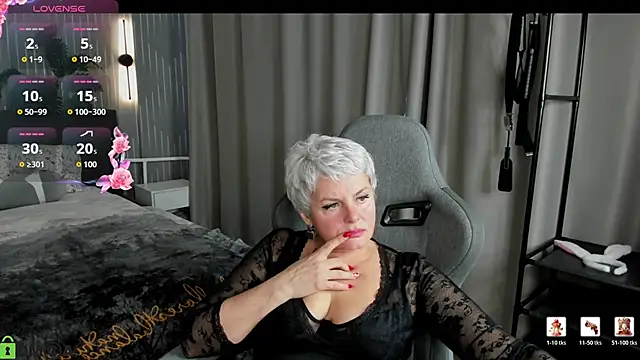 Linda Zef1r online show from 19, 5, 2026