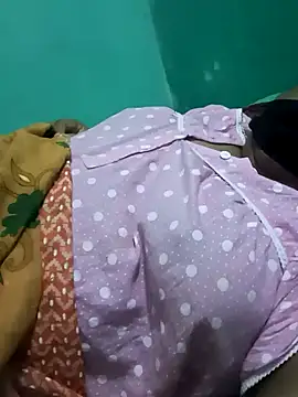 Adihotgirl-97 online show from 16, 4, 2026